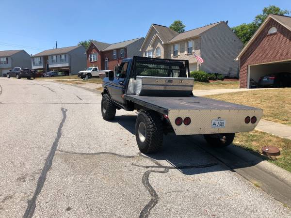 flatbed mud truck